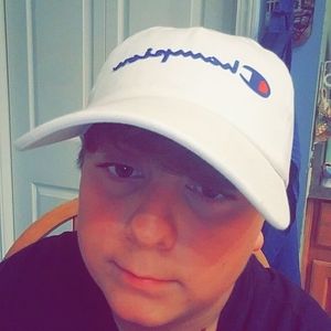 Meet your Posher, Devin